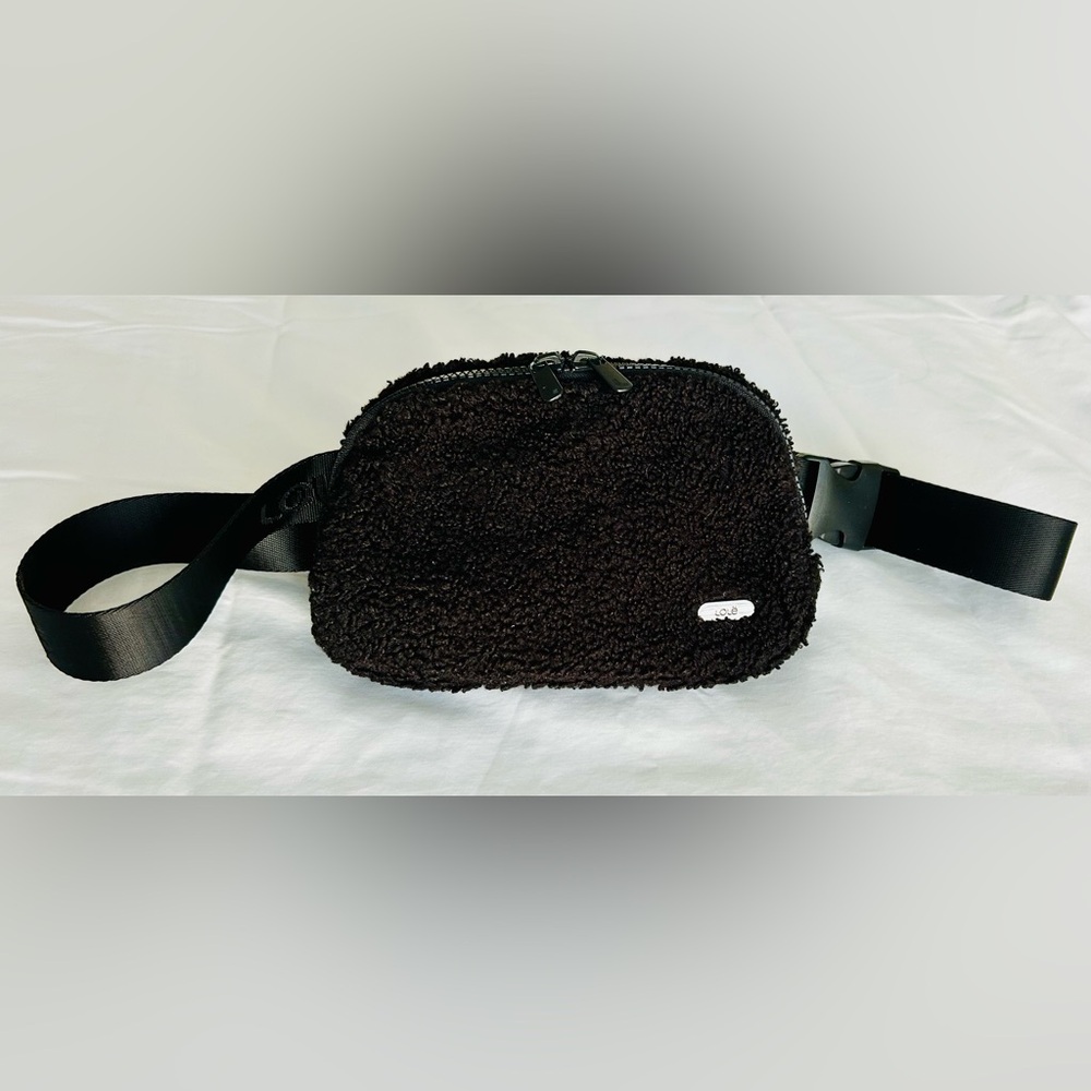 Lole Black Sherpa Belt Bag